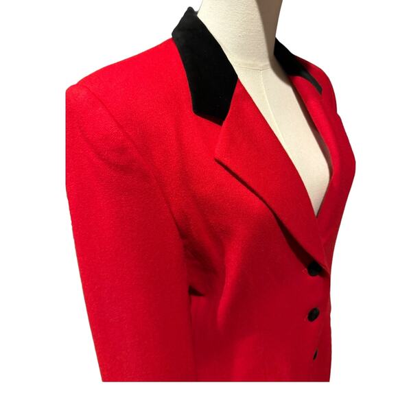 Vintage 90’s David N Red Wool Fitted Blazer with Black Velvet trim size medium - Picture 5 of 10